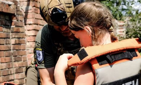 Понад 100 тисяч українців перемістилися з Донеччини в межах обов'язкової евакуації