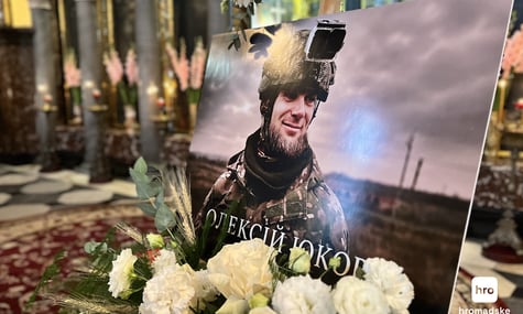 У Києві прощаються із загиблим Олексієм Юковим — пошуковцем загону «Плацдарм» (ФОТО)