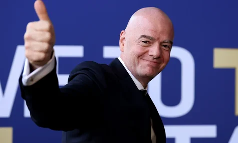 Президента ФІФА звинуватили у «шестизначних» виплатах своїй «коханці» під час роботи в УЄФА
