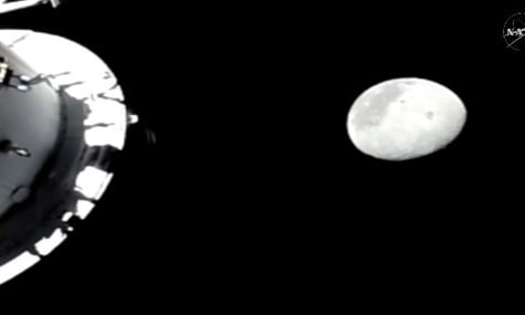 Астронавти місії «Артеміда II» побили рекорд 1970 року та показали «темний бік» Місяця — NASA