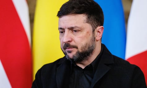 Посланці Трампа дали Зеленському «кілька днів» на відповідь щодо мирної угоди — FT