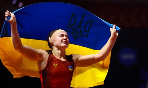 Збірна України вперше здобула перемогу на жіночому командному заліку молодіжного чемпіонату світу з боротьби