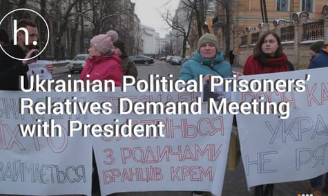 Ukrainian Political Prisoners’ Relatives Rally For Meeting With President