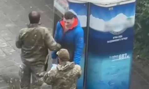 Суд виніс вирок експрацівнику ТЦК, який ударив учителя під час перевірки документів у Харкові