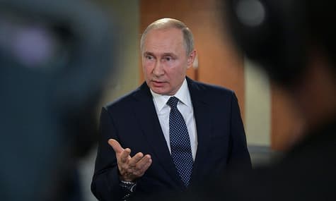 Путин заявил, что украинцы и русские — одна нация и сближение стран «неизбежно»