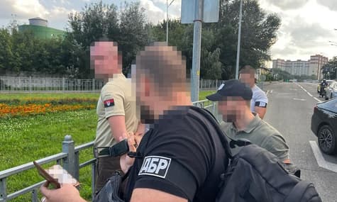Затримали начальника одного зі столичних військкоматів. Він допомагав переправляти чоловіків за кордон — ДБР