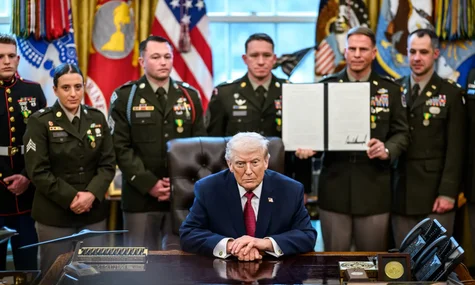 Адміністрація Трампа витратила 40 мільйонів доларів на депортацію 300 мігрантів — Bloomberg