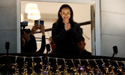 У перуці та на рибальському човні: WSJ розповіло, як лідерка опозиції Венесуели тікала з країни, щоб отримати Нобелівську премію