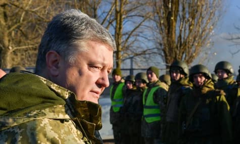 Порошенко вважає, що РФ спричинила конфлікт в Азові, щоб Україна не отримала томос