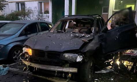 У Києві підірвали авто: поліція та СБУ встановлюють обставини