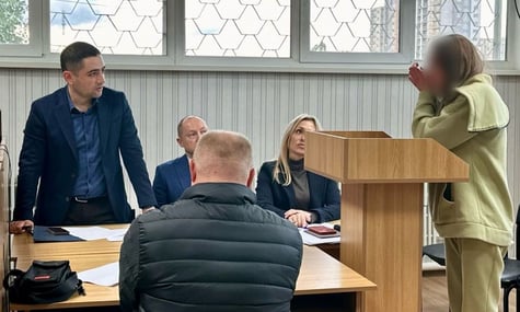 У Харкові мачуха до смерті побила 3-річного хлопчика. Медикам вона збрехала про падіння, хоча сусіди чули крики й плач