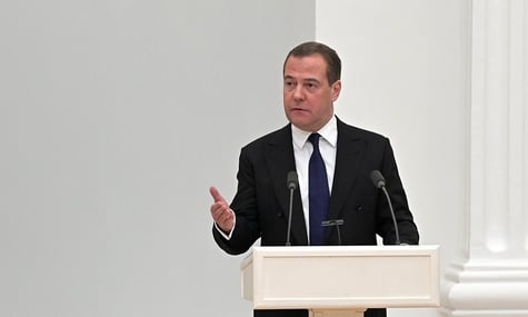 У росії заявили, що дозвіл НАТО збивати дрони над Україною означав би війну з Альянсом. Київ відповів