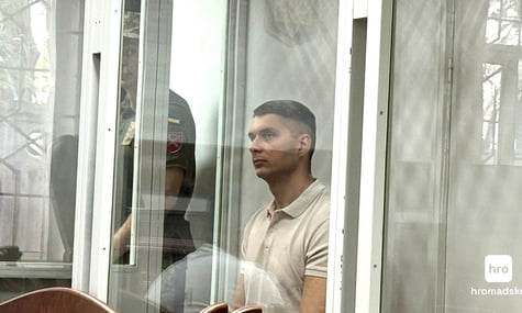 Кинув через стегно: Суд продовжив розгляд доказів у справі про вбивство підлітка на фунікулері