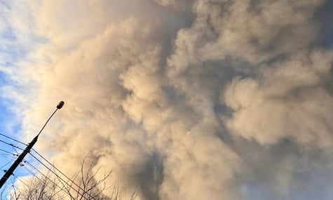 У Львові — масштабна пожежа після російського обстрілу. В області пошкоджений енергооб’єкт (ДОПОВНЕНО)