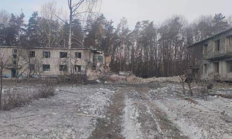 На Сумщині окупанти скинули бомби на дитячий табір «Зоряний»