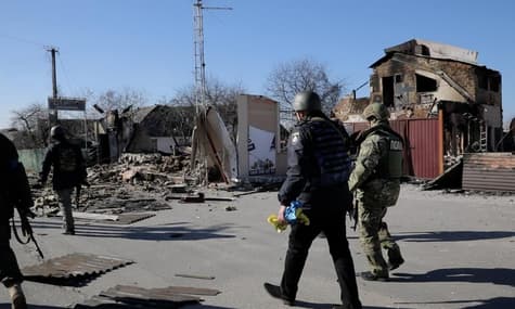 В Киевской области военные освободили от оккупантов Макаров (ФОТО, ВИДЕО)