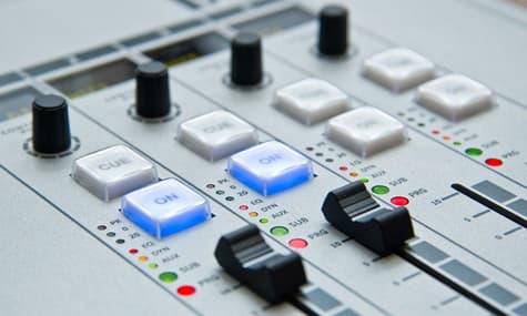 У Німеччині запустять радіостанцію, якою повністю керуватиме штучний інтелект