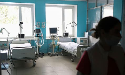 Хроніка коронавірусу: чи безпечно ходити у лікарню, за що можуть оштрафувати на карантині (НАЖИВО)