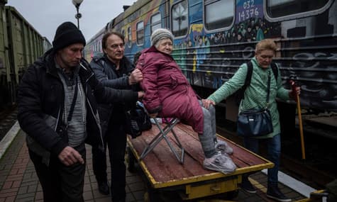 Step to ban Moscow Patriarchate, new missile attacks: last night's highlights