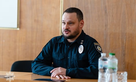 Начальником патрульної поліції став Олексій Білошицький. Він змінив Жукова, який пішов у відставку після теракту в Києві