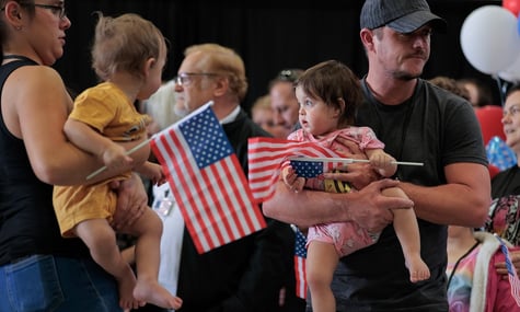 Трамп встановив найнижчий ліміт біженців в історії США: перевагу віддаватимуть африканерам