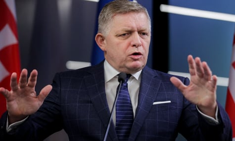 Роберт Фіцо Роберт Фіцо