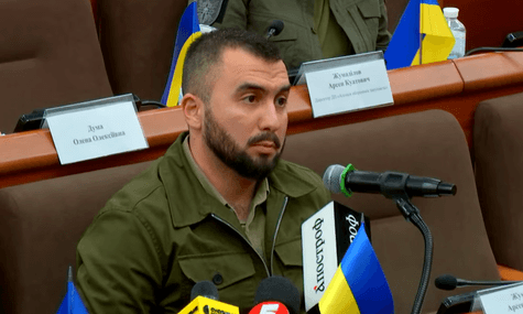 Директор Агенції оборонних закупівель Арсен Жумаділов