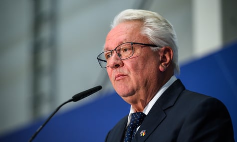 Після критики «української бюрократії» від голови Rheinmetall Шмигаль запевнив: будівництво спільного заводу йде за планом