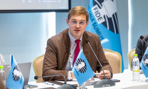 Новий президент ФІДЕ Тимур Турлов