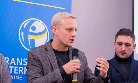 Редакція «Дзеркала тижня» заступилася за Шабуніна, якого звинуватили в шахрайстві та ухиленні від служби