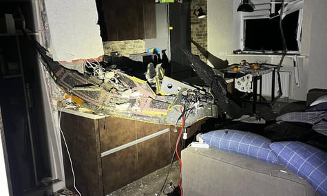 У Харкові російський дрон влетів у квартиру чоловіка, але не здетонував. У передмістях «герані» також поранили людей
