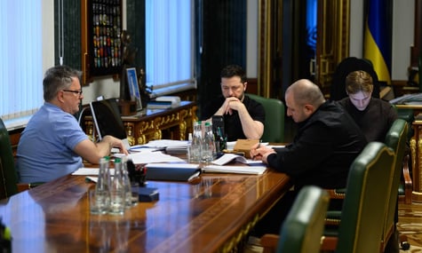 «Саме від позиції Америки багато чого залежить». Зеленський поговорив телефоном із Віткоффом і Кушнером
