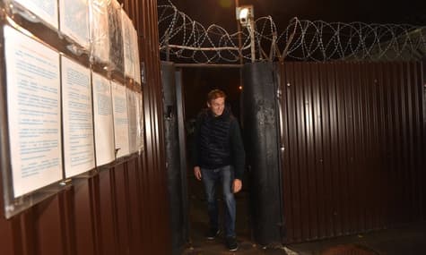 Російський опозиціонер Навальний вийшов на волю після 50 діб арешту