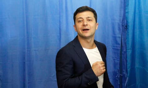 Зеленский сравнил Порошенко с невоспитанным туристом и призвал Раду назначить инаугурацию на 19 мая