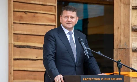 Американська журналістка заявила, що Залужний нібито готується до виборів. Його радниця заперечила