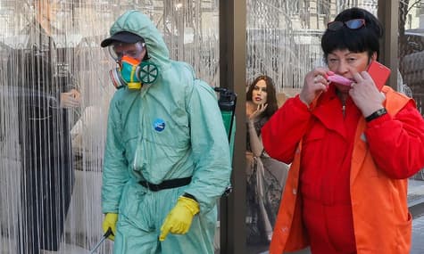 Хроніка коронавірусу: зміни карантину, 5 тисяч тестів для Ради та ДУС, коронавірус в армії, бізнес на карантині