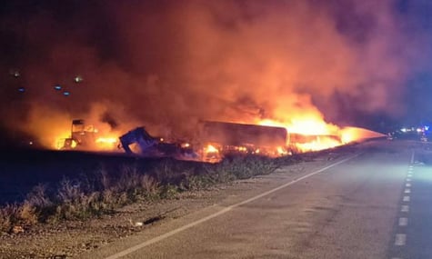 Дрони росіян вдарили по стоянці вантажівок на Одещині: є загиблі та поранені