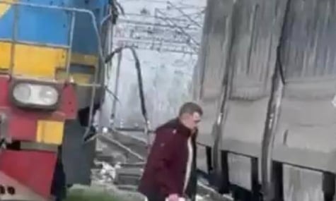 Зіткнення тепловоза з поїздом «Інтерсіті+» 18 квітня 2026 року