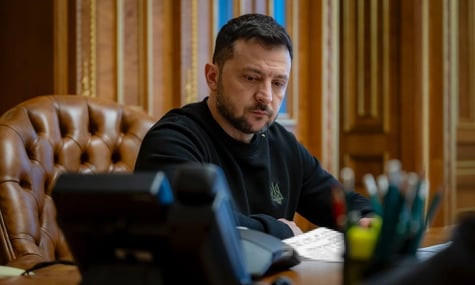 «Не повинні компенсувати брак обладнання молодістю солдатів»: Зеленський виступив проти зниження призовного віку