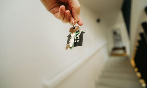 Держава вперше компенсувала переселенцю 70% першого внеску за іпотекою. Як це працює?