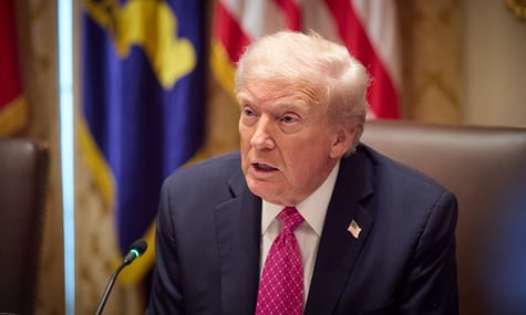 Трамп: росія та Україна повинні зупинитися там, де вони є. Нехай обидві претендують на перемогу