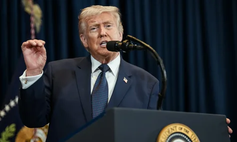 Трамп хоче обмежити право голосу країн НАТО, які мало витрачають на оборону — Telegraph