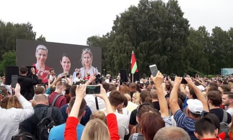 В Минске митинг соперницы Лукашенко на выборах собрал тысячи людей
