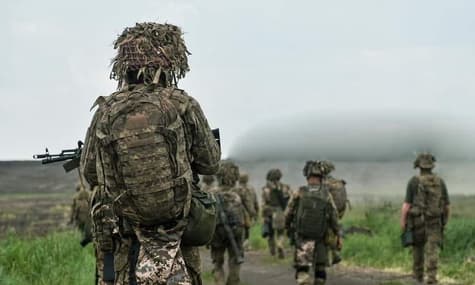 Ситуація на фронті: за добу відбулося 45 бойових зіткнень, тривають важкі бої