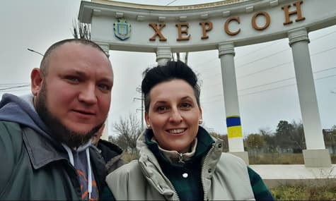 Журналистов hromadske Анастасию Станко и Коляна Пастыко лишили аккредитации