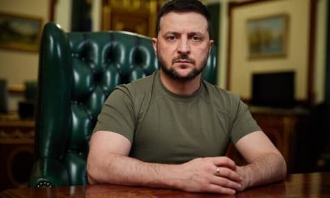 Зеленський закликав кримчан передавати Україні інформацію про російські війська на півострові