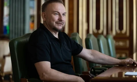 Радник президента Флеш вважає, що в Києві, ймовірно, працюють російські ретранслятори для керування дронами