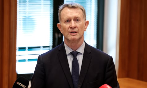 Напад на Єрмолаєва розслідують як замах, а не як теракт. УП пише, що це пов'язано з колцентрами в Дніпрі
