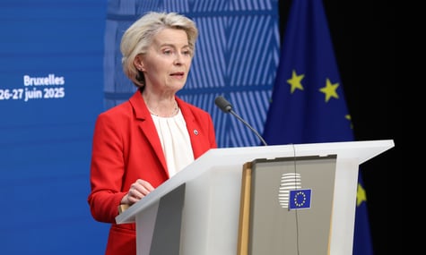 Єврокомісія підтримує відкриття переговорів про вступ України до ЄС: Заслуговує на рух уперед