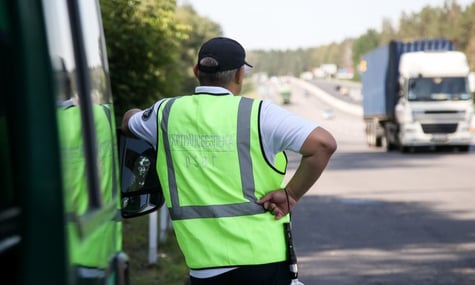 В Україні для перевірок автобусів, таксі та вантажівок запрацювала система «єІнспектор»
